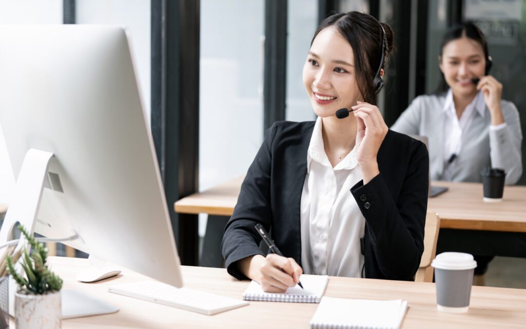An agent performing the strategies to improve customer service in a call center